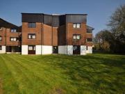 1 Bedrooms Studio for rent in Camelot Court, Ifield,...