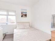 1 Bedrooms Studio for rent in Corner Hall Avenue, Hemel...