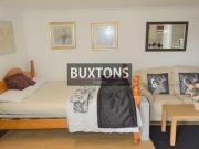1 Bedrooms Studio for rent in Ivy Crescent, Slough,...