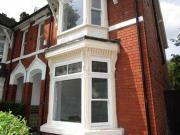 1 Bedrooms Studio for rent in Kingsland Road, West Park,...