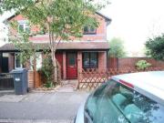 1 Bedrooms Terraced house for rent in Weavers Close,...