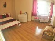 1 Bedrooms Town house for rent in Tong Road, Leeds LS12