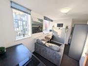 1 Beds Apartment