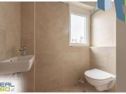 1. Bezug in zentraler Lage – Top 15 gut geschnittene 2...