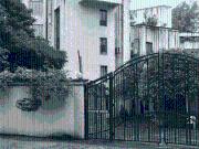 1 BHK Apartment in Koregaon Park for rent Pune. The...