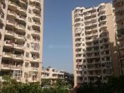 1 BHK Apartment in Sushant Lok Phase 1 for resale...