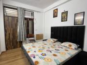1 BHK Independent Builder Floor in Sainik Farm for rent...