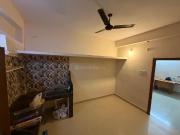 1 BHK Independent House in Lal Darwaza for rent...