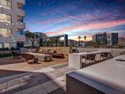 1 BR, 1 BA Apartment 101 Alamitos Avenue Unit 305, Long...