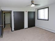1 BR, 1 BA Apartment 1125 Hamline Ave N, St Paul, MN 55108