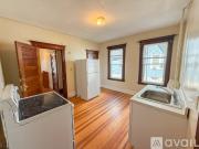 1 BR, 1 BA Apartment 18 Newton St, Unit A, Hartford, CT...