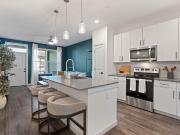 1 BR, 1 BA Apartment 1900 S Arizona Ave Unit 04 2038,...