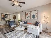 1 BR, 1 BA Apartment 6152 West Oakland Street Unit 290,...