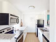 1 BR, 1 BA Apartment 701 East Armour Boulevard Unit 609,...