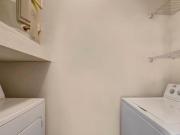 1 Br, 1 bath, Apartment 301 N Walker Avenue