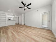 1 Br, 1 bath, Apartment 4111 N Drinkwater Blvd