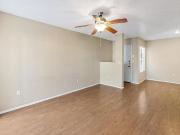 1 Br, 1 bath, Apartment 6001 Moon St NE