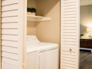 1 Br, 1 bath, Apartment 7650 Windbridge Dr