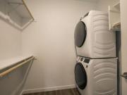 1 Br, 1 bath, Apartment 7800 Headline Blvd NE