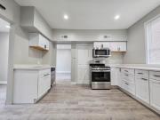 1 Br, 1 bath, Condo 1925 Warner