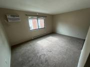 1 Br, 1 bath, Other 916 South Byrne Road