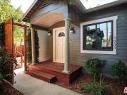 1 Br, 1 bath, Single Family 5033 Townsend Ave