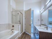 1 Br, 2 bath, Apartment 1313 N 2nd St