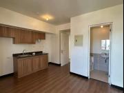 1 BR Corner unit 36sqm The Crestmont Near Solaire QC,...