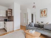 1 BR Mitte, elevator & w/d, nr landmarks, Berlin...