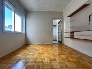 1 Dormitório semi mobiliado na melhor localização do...