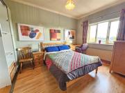 1 Drumbiggle Road, Ennis, Co. Clare DNG O'Sullivan...