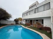 1 en Arriendo en Casa de 3 pisos, Sector Sur