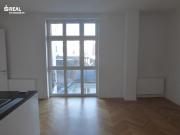 1 Enjoy the traditional Viennese style in a modern fit,...
