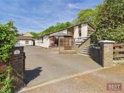 1 Greendale Crescent