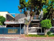 1 Kanal 4 Bed Single Unit Used House