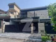 1 kanal 5 bedroom house available for sale