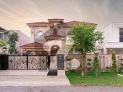 1 Kanal 70ft Road Top Quality Build Luxurious Beautiful...