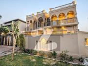 1 Kanal Adorable Bungalow On Top Location For Sale In...