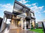 1 Kanal Adorable Bungalow On Top Location For Sale in...