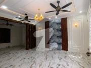 1 Kanal Beautiful Brand New House For Sale