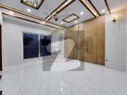1 Kanal Brand New Designer House Sale On Investor Price...