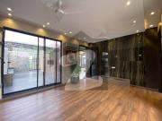 1 Kanal Brand New Designer Luxury House Available For...