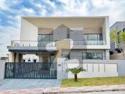 1 kanal brand new designer top location house available...