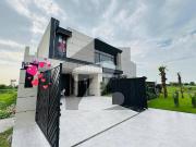 1 Kanal Brand New Luxurious Designer Upper Portion...