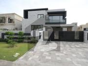 1 Kanal Brand New Luxury Bungalow Near Raya in DHA Phase...