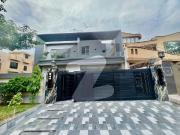 1 Kanal Brand New Luxury Modern Bungalow for sale in...