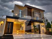 1 Kanal Brand New Modern Design Luxury House For Rent...
