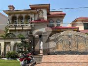 1 Kanal Brand New Spanish Design Most Beautiful Bungalow...
