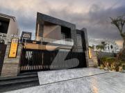 1 Kanal Brand New Ultra Modern Designer House with Full...