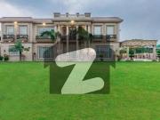 1 kanal bungalow with 1 kanal lawn brand new faisal...